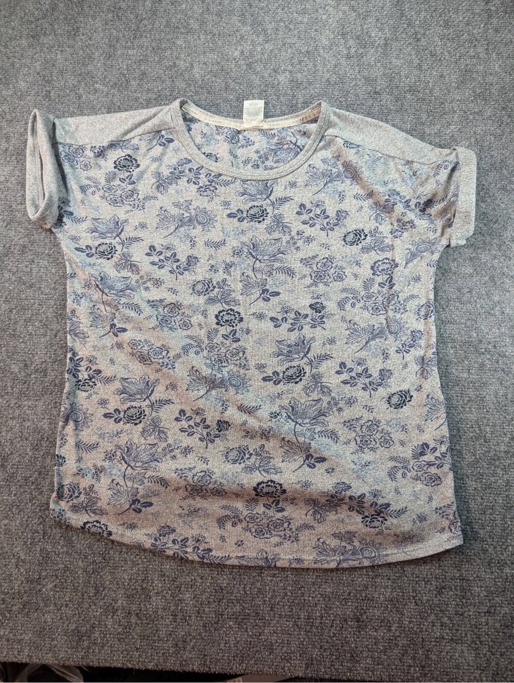 Lucky Brand Rolled Sleeve Blouse Womens Size Small Gray With Floral Design
